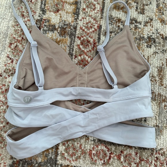 Lululemon cross front sports bra size 2 - Picture 1 of 2